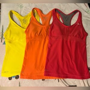 3 FOR 25!3 XS Women Nike Dri-Fit Sleeveless Sports Shirt each with bra  support.